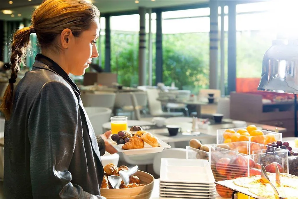Novotel Paris Charles De Gaulle Airport Roissy-en-France 4*,