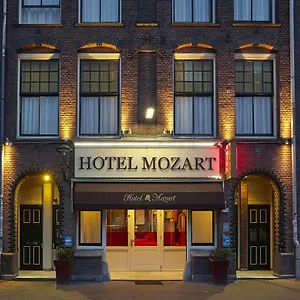 ** Otel Mozart Hollanda